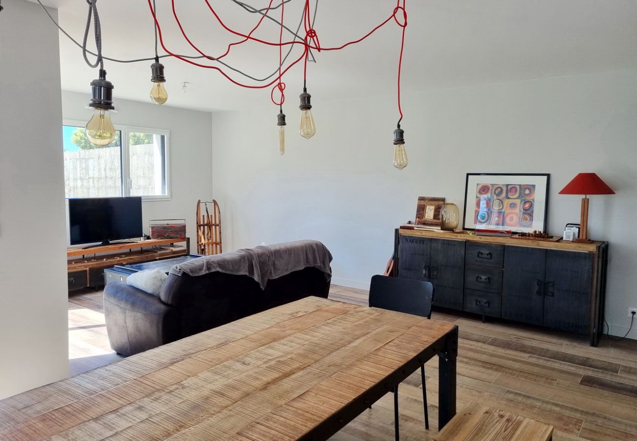 Ferienhaus in Audierne - 710-Moderne Villa, 100m vom Strand entfernt