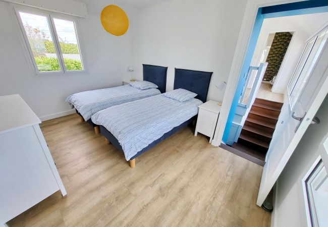 Ferienhaus in Plouhinec - 713-Villa du Roz -Großer Komfort- 180° Meerblick Ferienhaus in Plouhinec - 713-Villa du Roz -Großer Komfort- 180° Meerblick