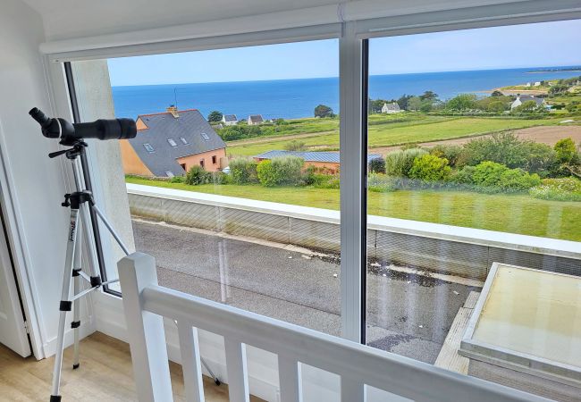 Ferienhaus in Plouhinec - 713-Villa du Roz -Großer Komfort- 180° Meerblick Ferienhaus in Plouhinec - 713-Villa du Roz -Großer Komfort- 180° Meerblick