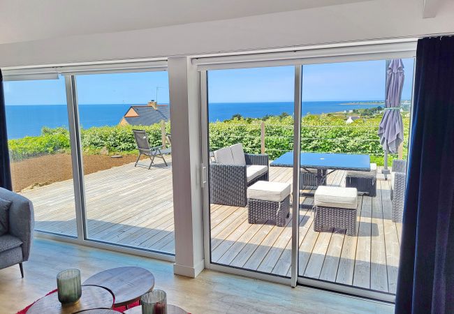 Ferienhaus in Plouhinec - 713-Villa du Roz -Großer Komfort- 180° Meerblick Ferienhaus in Plouhinec - 713-Villa du Roz -Großer Komfort- 180° Meerblick