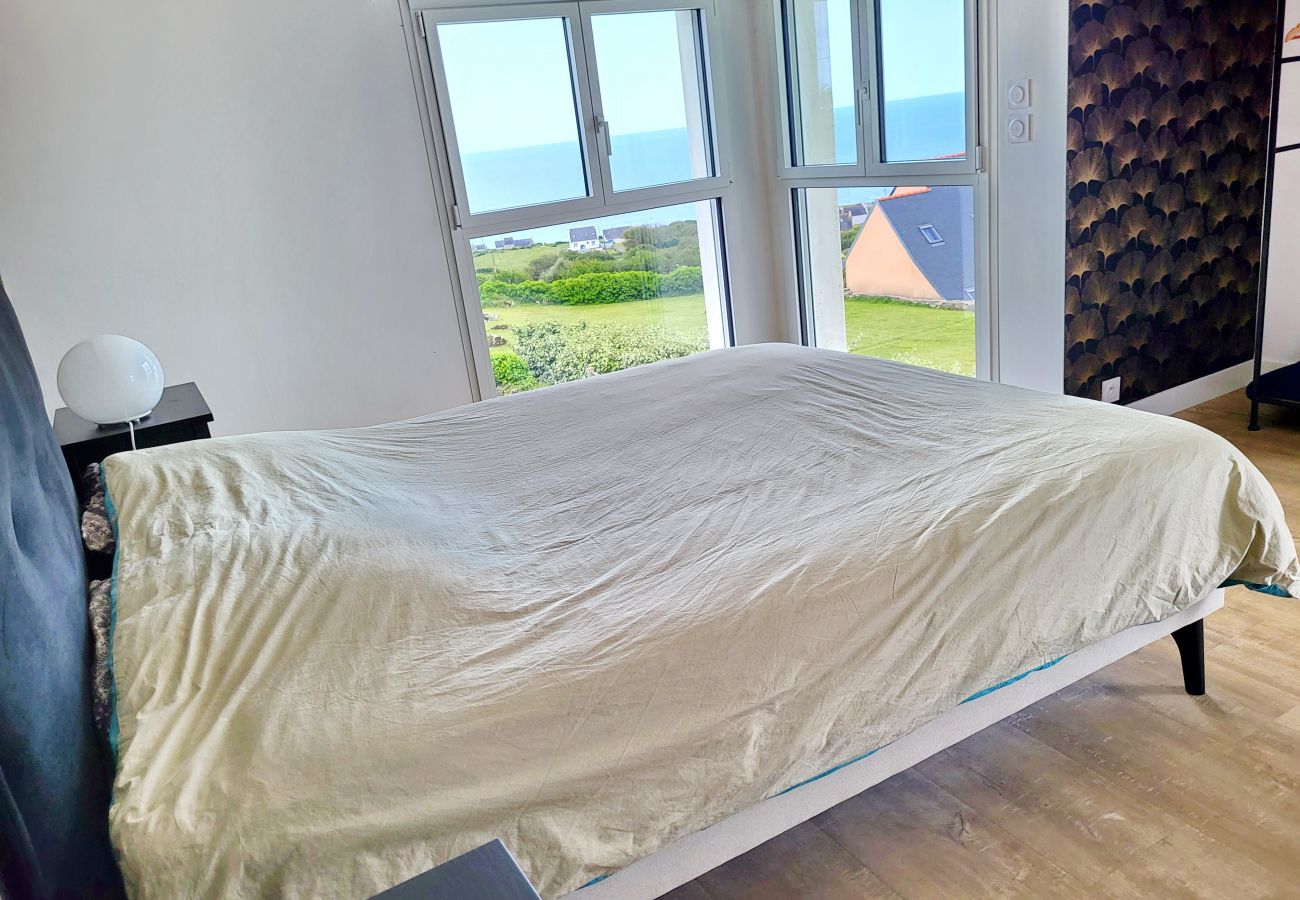 Ferienhaus in Plouhinec - 713-Villa du Roz -Großer Komfort- 180° Meerblick