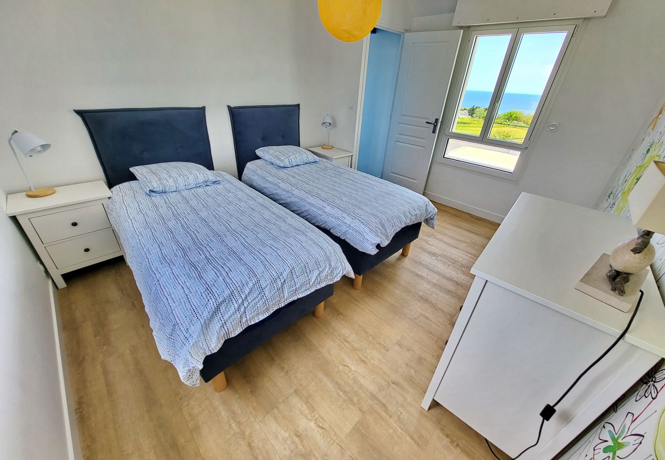 Ferienhaus in Plouhinec - 713-Villa du Roz -Großer Komfort- 180° Meerblick