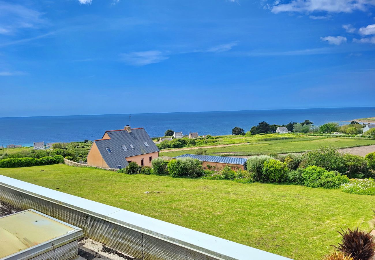 Ferienhaus in Plouhinec - 713-Villa du Roz -Großer Komfort- 180° Meerblick