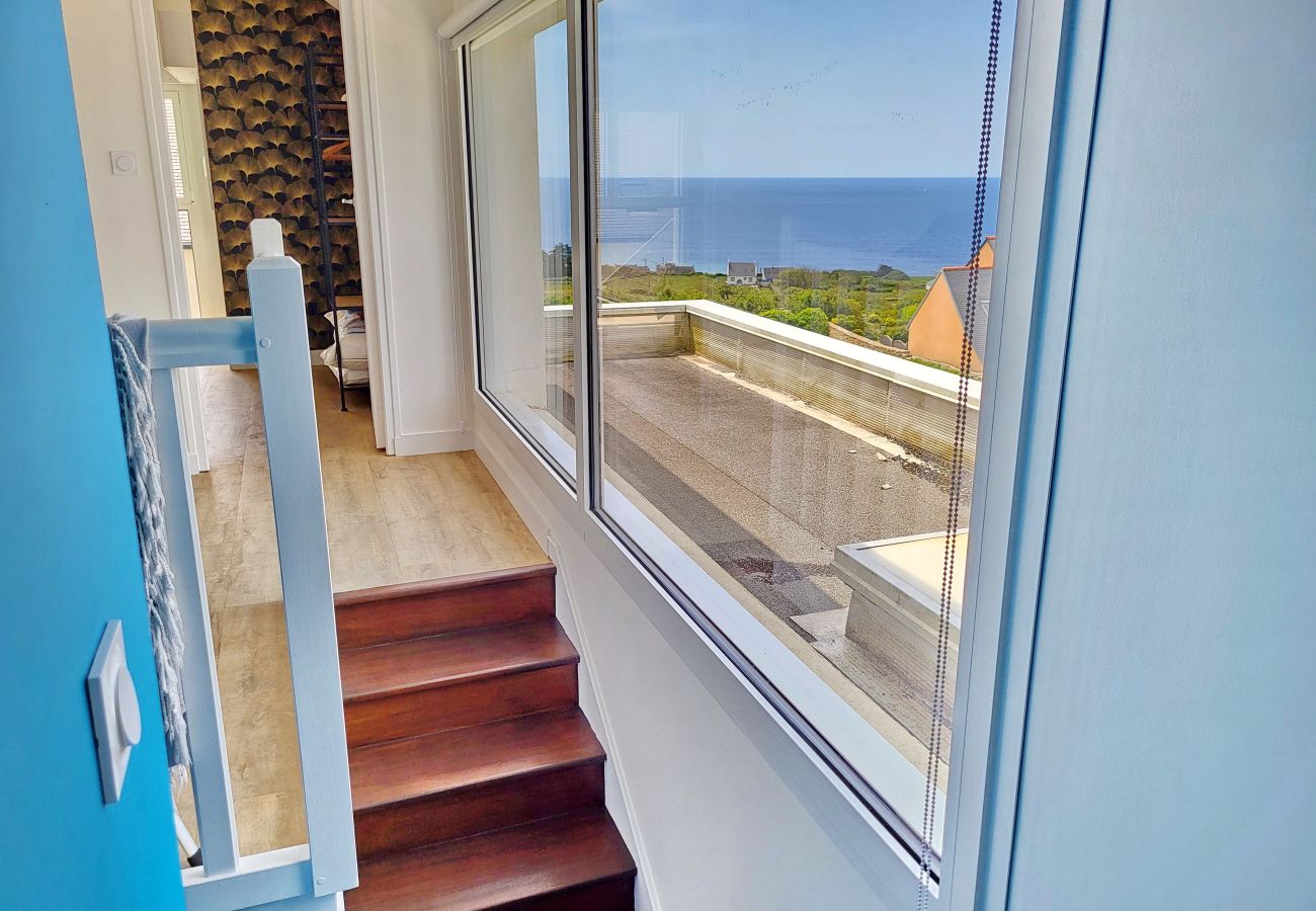Ferienhaus in Plouhinec - 713-Villa du Roz -Großer Komfort- 180° Meerblick