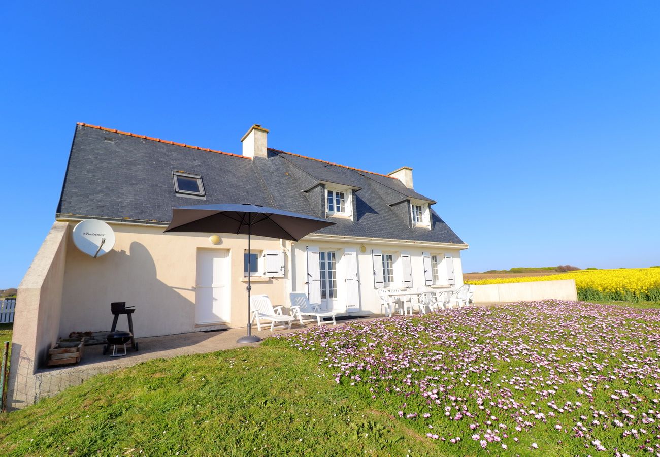 Ferienhaus in Plozévet - 697-Villa Hent Kost das Meer in 100m