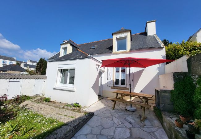 Ferienhaus in Plouhinec -   717-Villa Locquéran à 200m du port