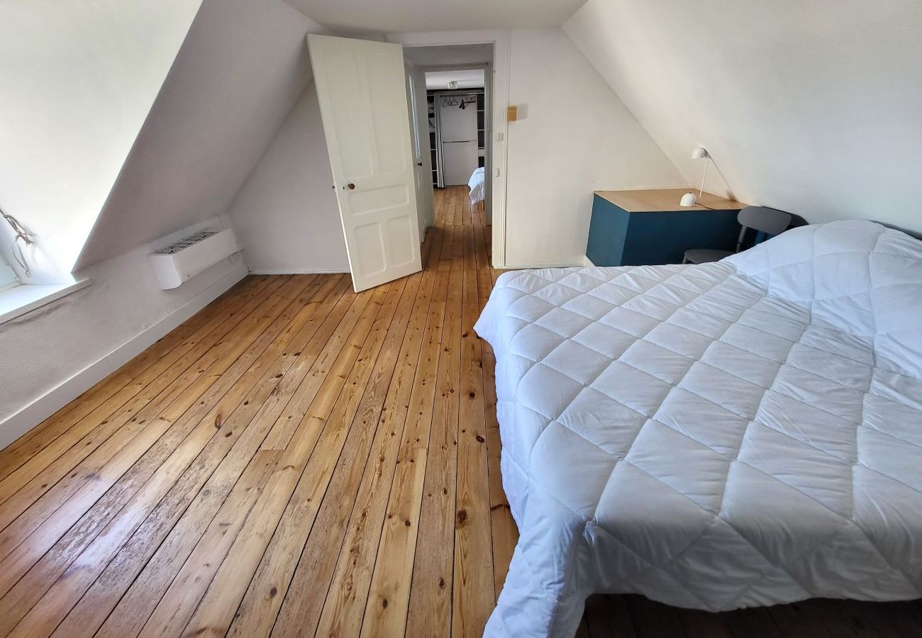 Ferienhaus in Plouhinec - 717-Blick auf den 717-Fischerhaus-Hafen von Audierne-400m von den Stränden entfernt