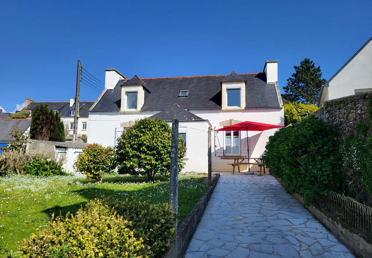 Ferienhaus in Plouhinec - 717-Blick auf den 717-Fischerhaus-Hafen von Audierne-400m von den Stränden entfernt