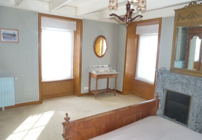 Ferienhaus in Primelin - 680-Ferienhaus nahe dem Strand von St Tugen Ferienhaus in Primelin - 680-Ferienhaus nahe dem Strand von St Tugen