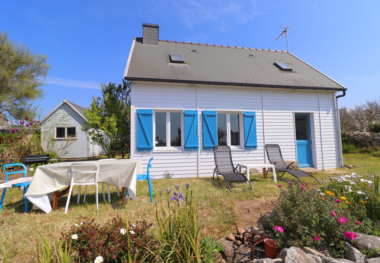 Ferienhaus in Plouhinec - 704-Villa des Seemanns Strand in 300m