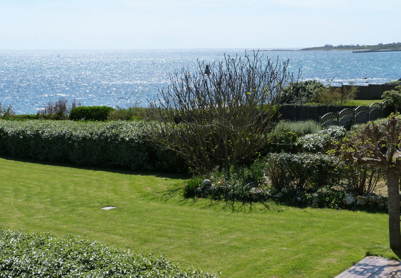 Ferienhaus in Plouhinec - 605-VIlla ocean. Der Atlantik am Ende des Gartens