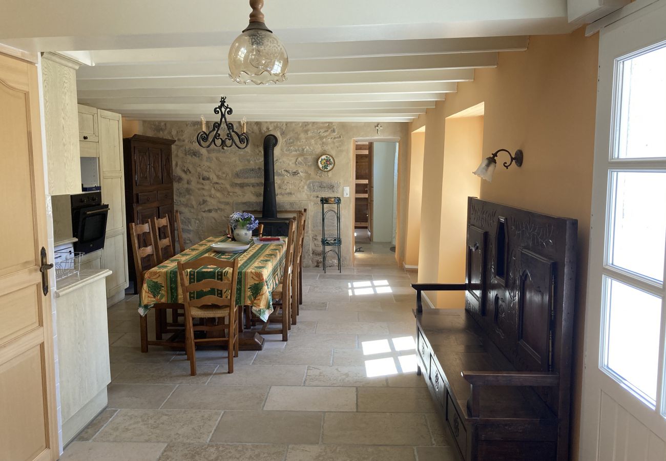 Ferienhaus in Beuzec-Cap-Sizun - 711- Geräumiges bretonisches Bauernhaus, Sauna, großer Garten