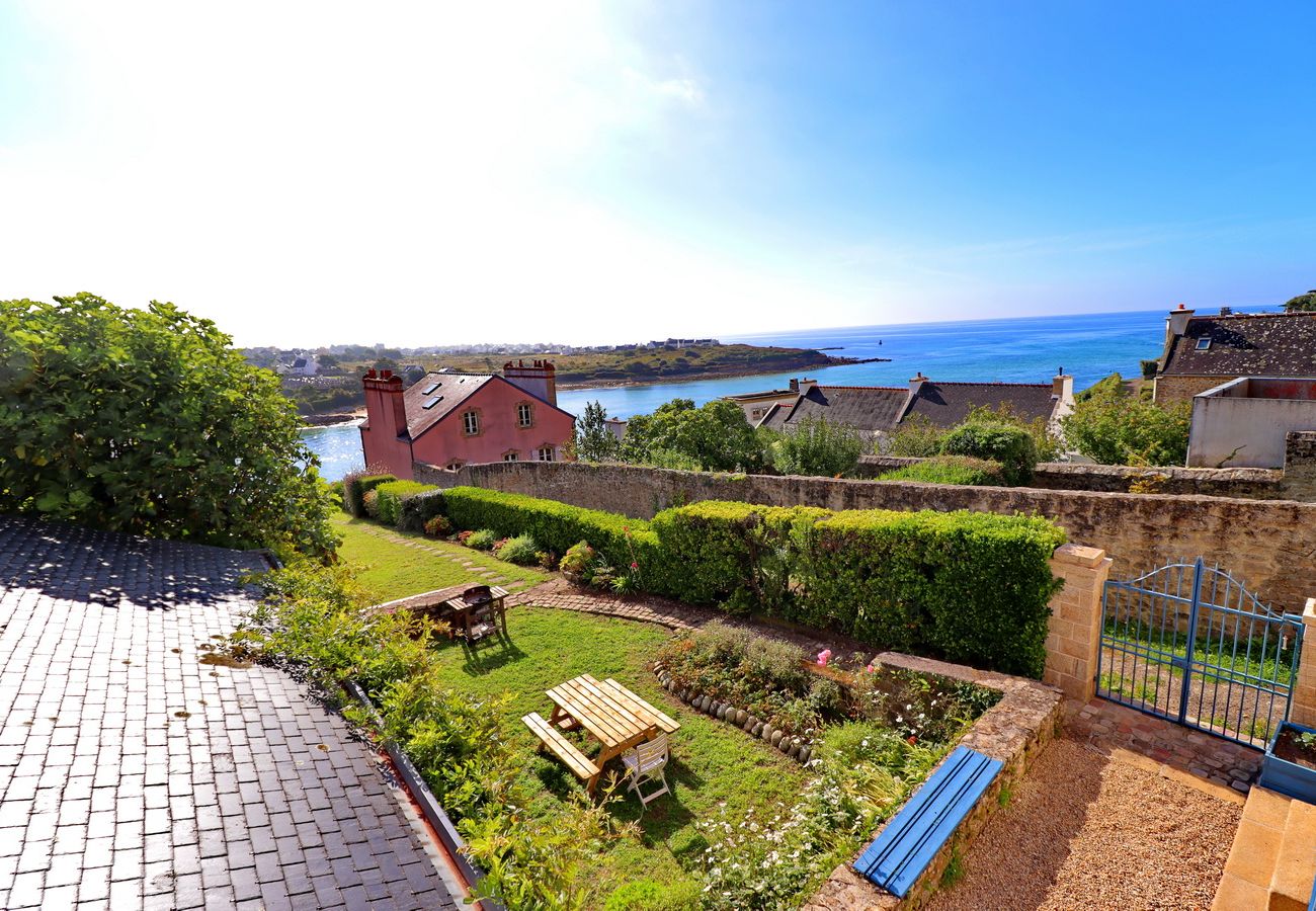 Villa in Audierne - 687-Villa Kerguélen, Meerblick, 100m vom Strand entfernt