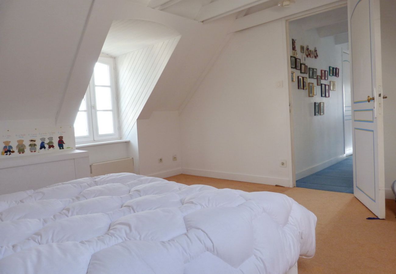 Villa in Audierne - 687-Villa Kerguélen, Meerblick, 100m vom Strand entfernt