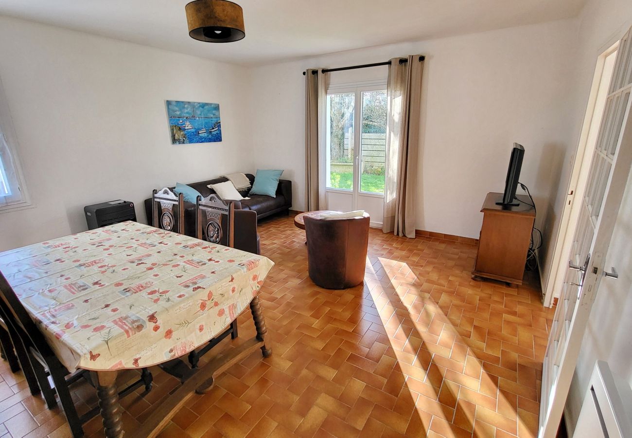 Ferienhaus in Plouhinec - 719-Villa Hortensias in ruhiger Lage zwischen Land und Meer