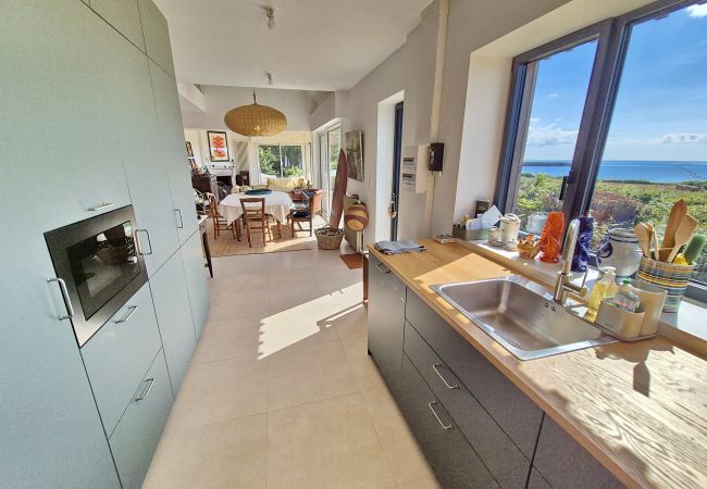 Villa in Primelin - 727- Wunderschöner Meerblick, hoher Komfort, über dem Strand von St Tugen Villa in Primelin - 727- Wunderschöner Meerblick, hoher Komfort, über dem Strand von St Tugen
