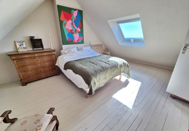 Villa in Primelin - 727- Wunderschöner Meerblick, hoher Komfort, über dem Strand von St Tugen Villa in Primelin - 727- Wunderschöner Meerblick, hoher Komfort, über dem Strand von St Tugen