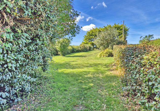 Villa in Primelin - 727- Wunderschöner Meerblick, hoher Komfort, über dem Strand von St Tugen Villa in Primelin - 727- Wunderschöner Meerblick, hoher Komfort, über dem Strand von St Tugen