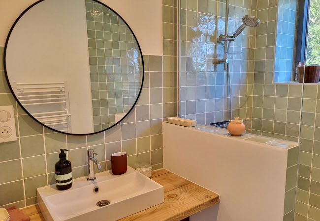 Villa in Primelin - 727- Wunderschöner Meerblick, hoher Komfort, über dem Strand von St Tugen Villa in Primelin - 727- Wunderschöner Meerblick, hoher Komfort, über dem Strand von St Tugen