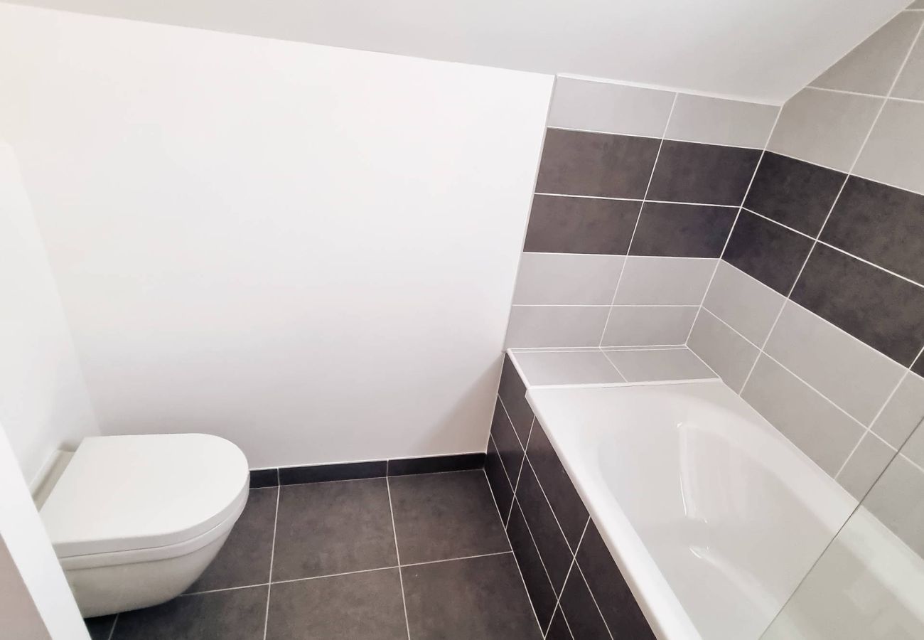 Ferienhaus in Audierne - 710-Moderne Villa, 100 m vom Strand entfernt