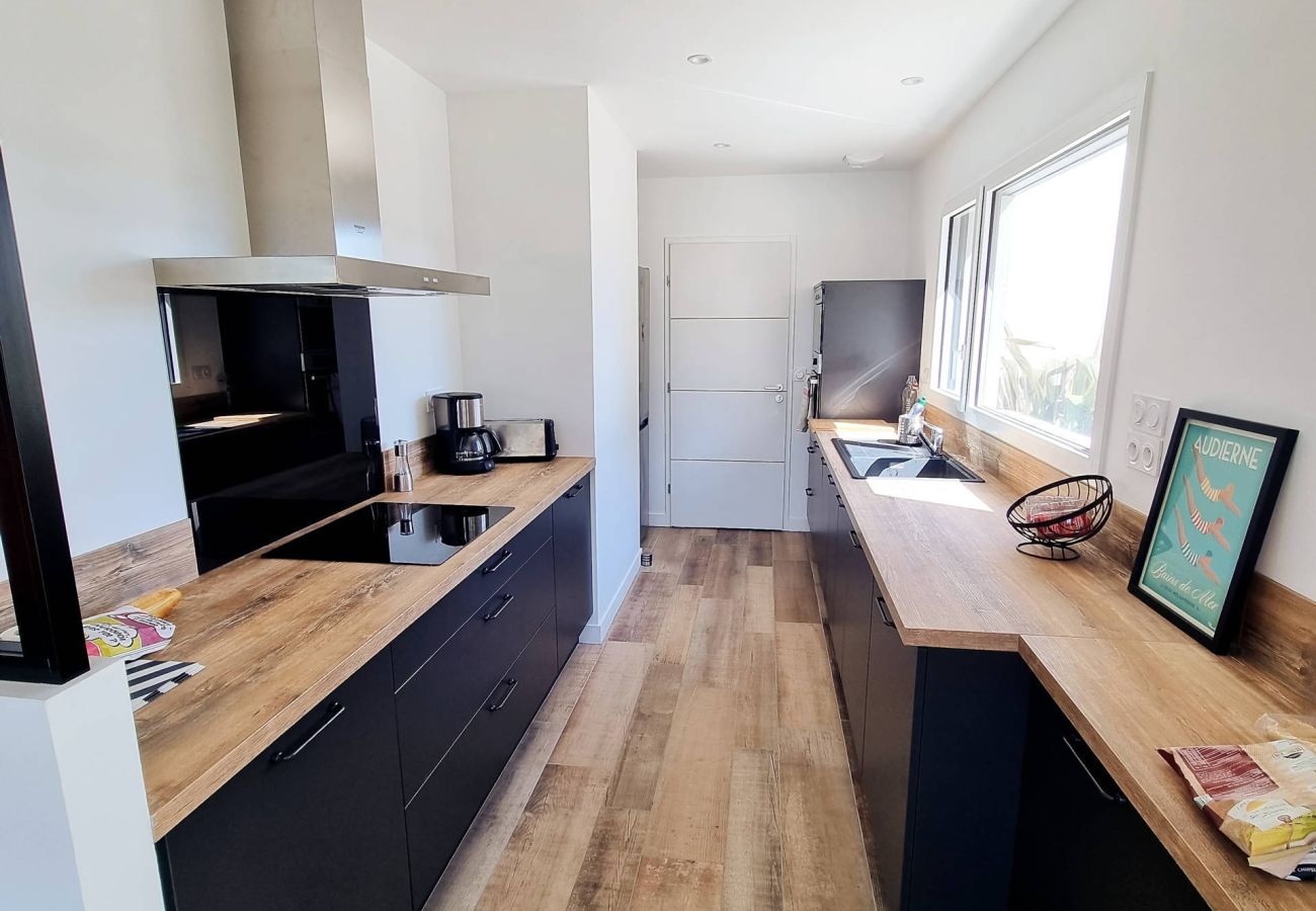 Ferienhaus in Audierne - 710-Moderne Villa, 100 m vom Strand entfernt