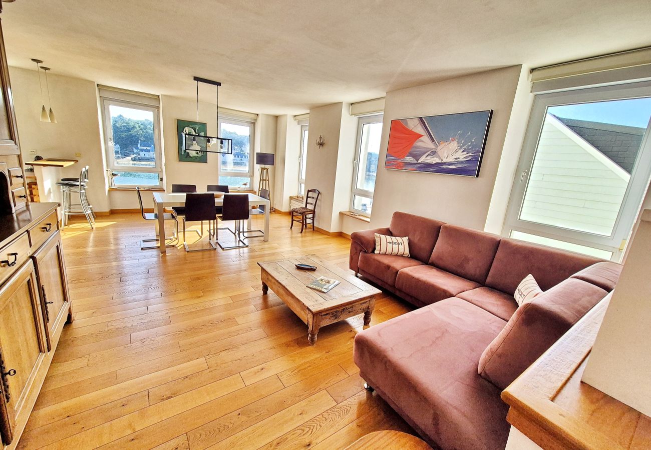 Ferienwohnung in Audierne - 735-Helle 100 m² große Wohnung mit atemberaubendem Blick auf den Hafen