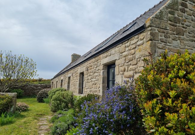 House in Esquibien - 544-Villa Kernod. Facing the sea House in Esquibien - 544-Villa Kernod. Facing the sea