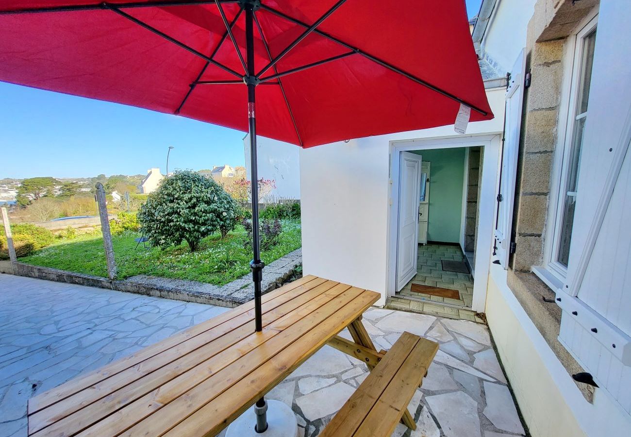 House in Plouhinec - 717-fisherman's house-view of Audierne port-400m from beaches
