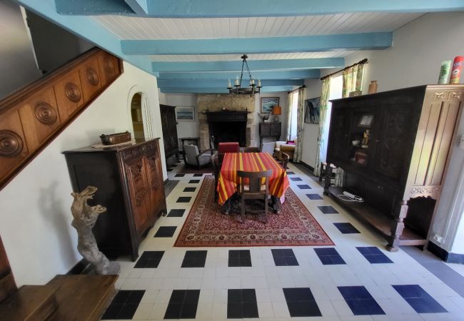 House in Esquibien -   607-Manoir de Pompren House in Esquibien -   607-Manoir de Pompren