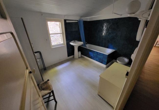 House in Esquibien -   607-Manoir de Pompren House in Esquibien -   607-Manoir de Pompren