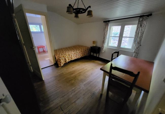 House in Esquibien -   607-Manoir de Pompren House in Esquibien -   607-Manoir de Pompren