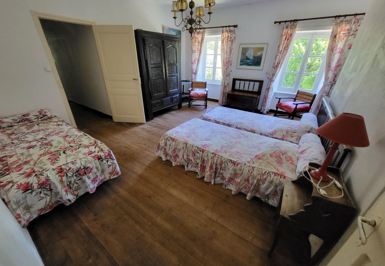 House in Esquibien -   607-Manoir de Pompren