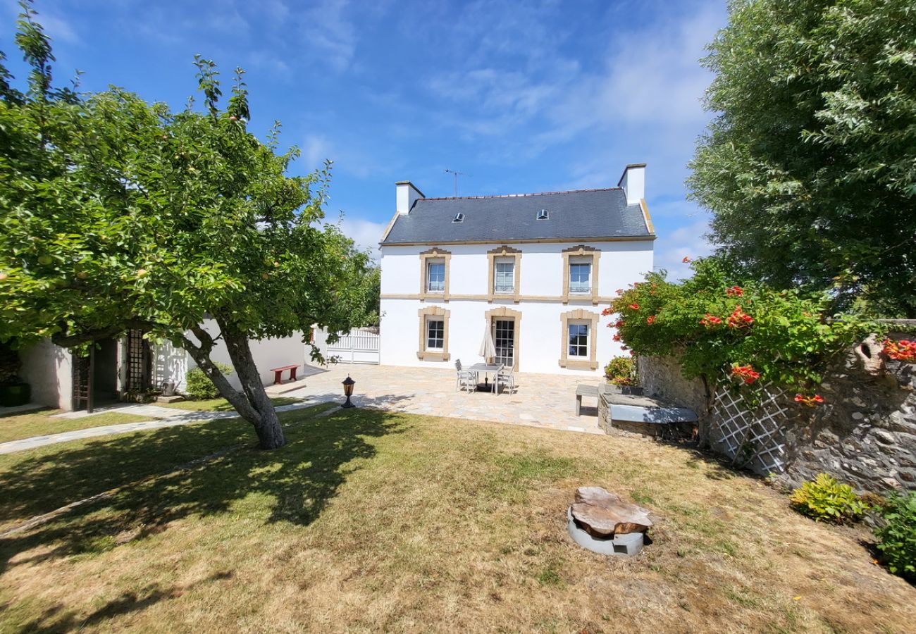 Rental house Cap-Sizun near Pors Tarz