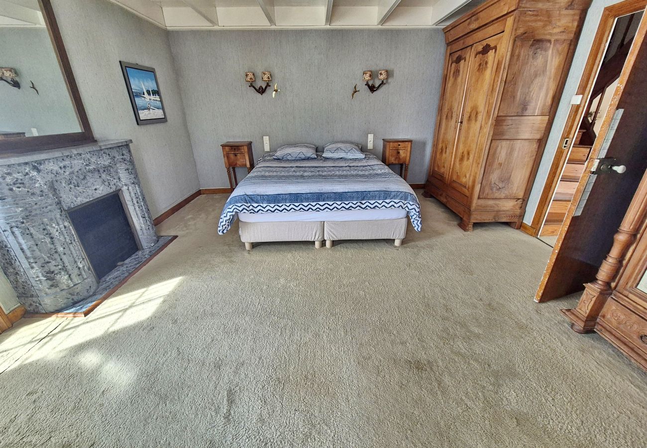 House in Primelin - 680-Holiday home near St Tugen beach