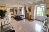 House in Audierne -   690-Charming villa in a lush garden House in Audierne -   690-Charming villa in a lush garden
