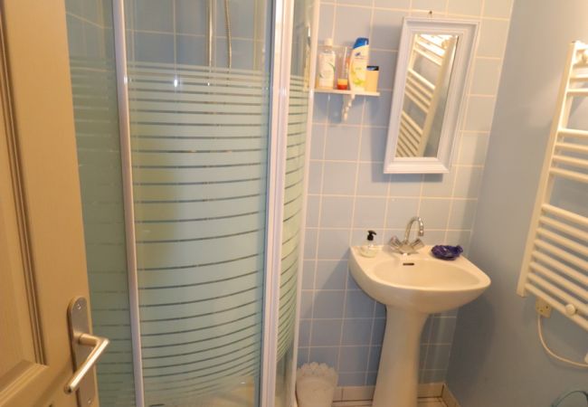 Villa in Cléden-Cap-Sizun - 669-Villa on Baie des Trépassés, superb sea view Villa in Cléden-Cap-Sizun - 669-Villa on Baie des Trépassés, superb sea view