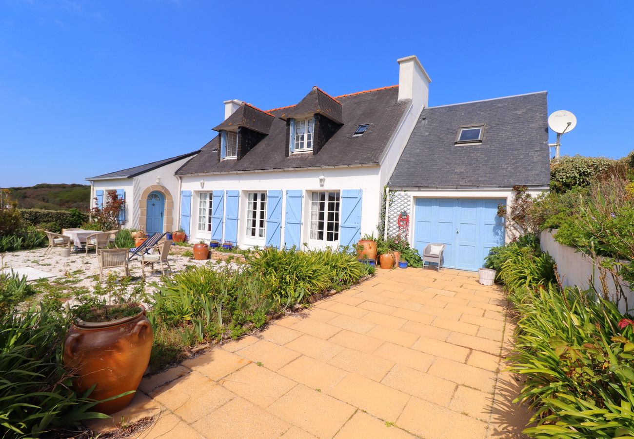 Villa in Cléden-Cap-Sizun - 669-Villa on Baie des Trépassés, superb sea view