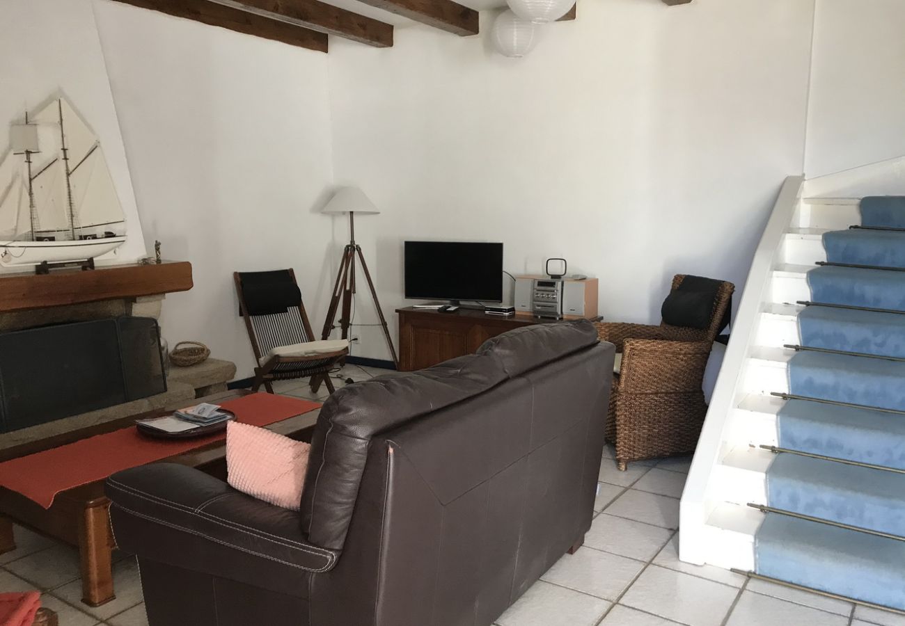 Villa in Plouhinec - 634-Beautiful Breton house-sea view-300m from the beach