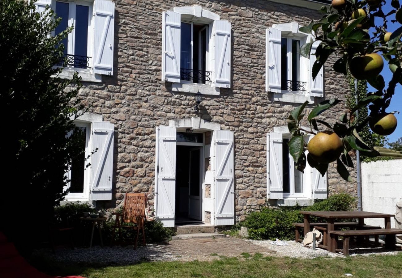 Villa in Plouhinec - 634-Beautiful Breton house-sea view-300m from the beach
