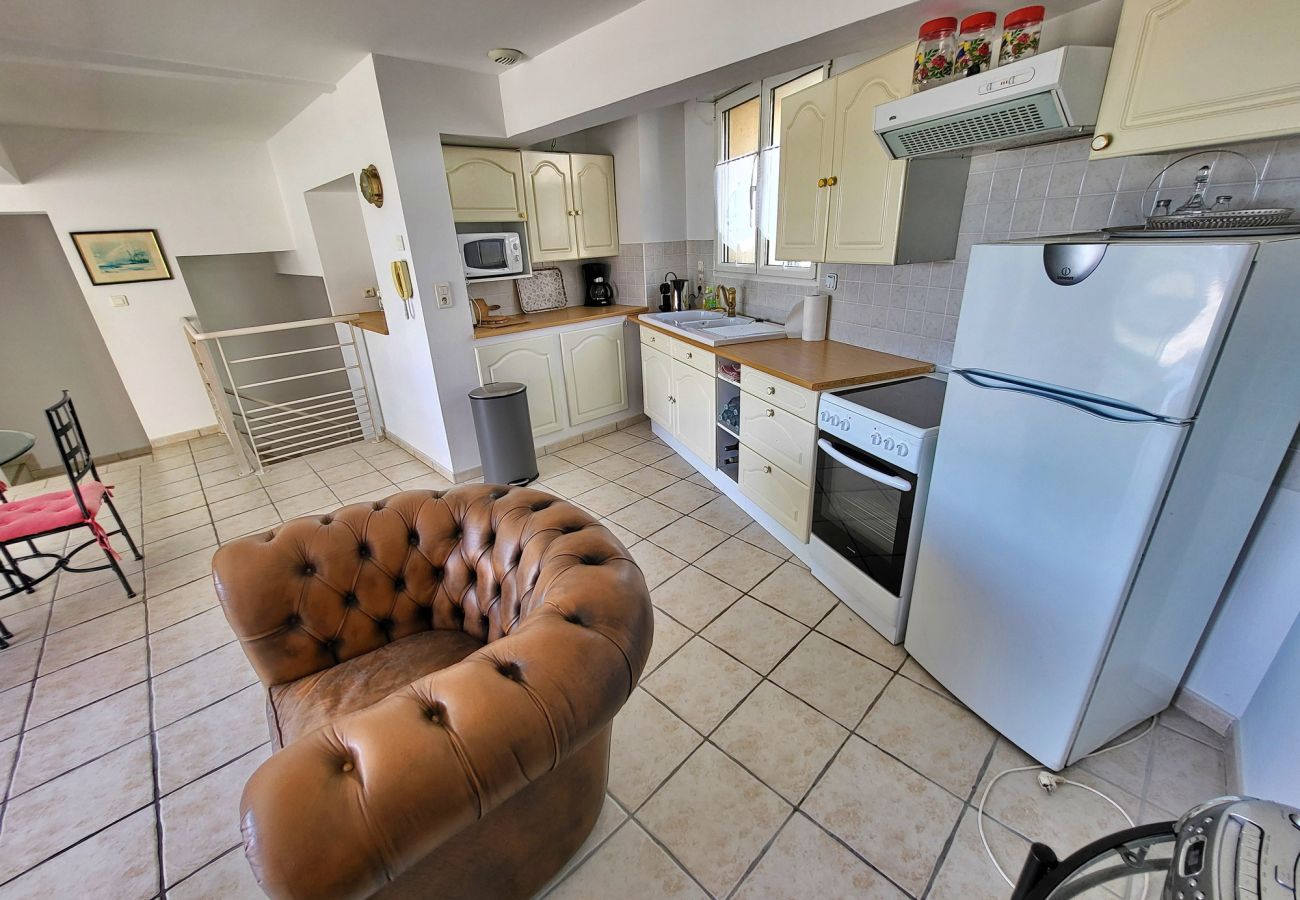Apartment in Audierne - 722-Duplex, large terrace, sea view, 100m from the beach