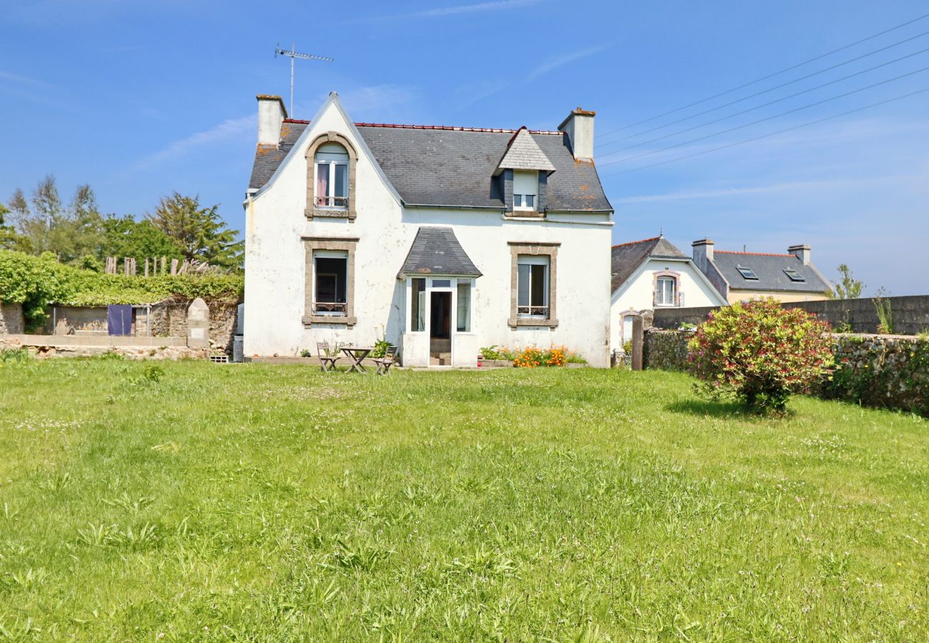 House in Audierne - 726-Breton house, town center and beaches on foot
