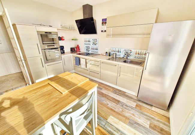 House in Plouhinec - 730-Holiday home with panoramic sea view 300m from the beach House in Plouhinec - 730-Holiday home with panoramic sea view 300m from the beach