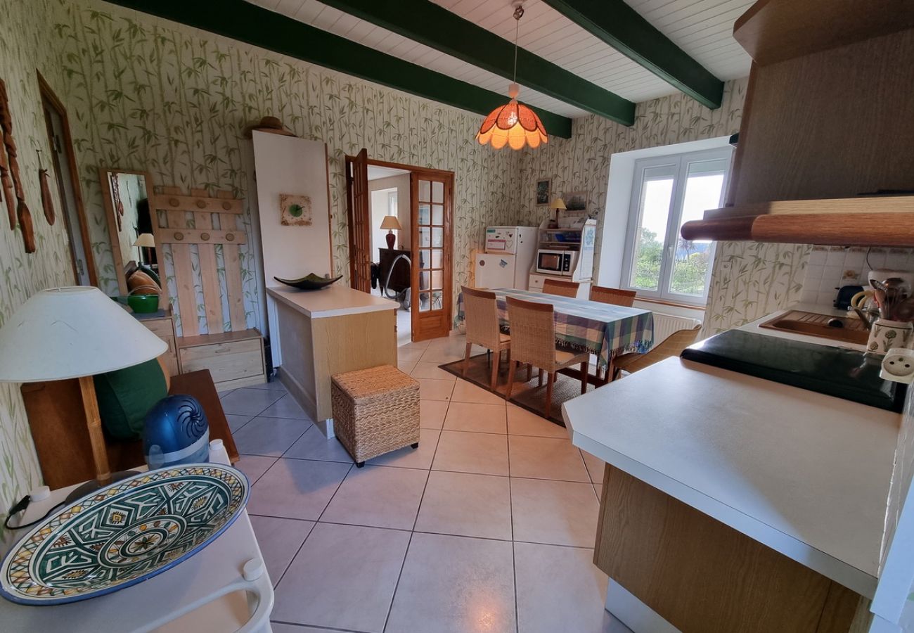 Maison à Plouhinec - 712-Maison Bretonne vue mer à 300m des plages