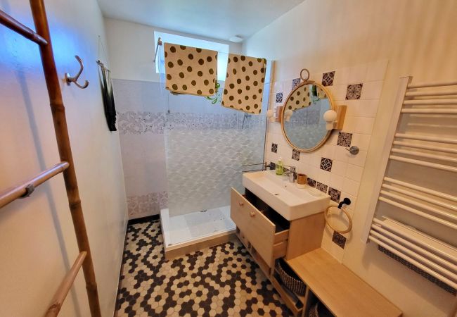 Maison à Plouhinec - 717-Penty du pêcheur-vue sur port d'Audierne-400m des plages Maison à Plouhinec - 717-Penty du pêcheur-vue sur port d'Audierne-400m des plages