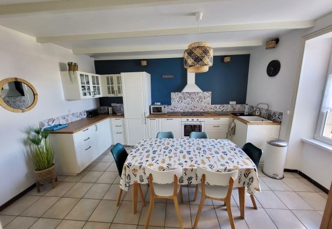 Maison à Plouhinec - 717-Penty du pêcheur-vue sur port d'Audierne-400m des plages Maison à Plouhinec - 717-Penty du pêcheur-vue sur port d'Audierne-400m des plages