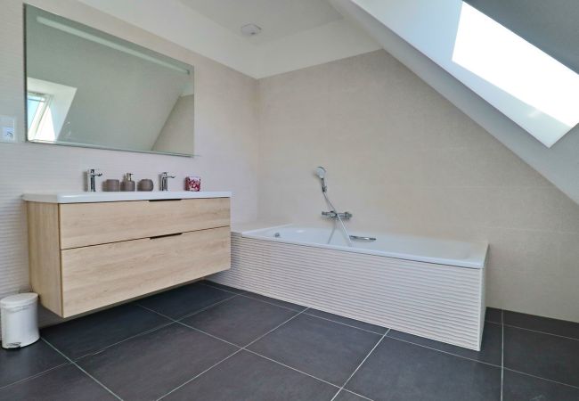 Maison à Plouhinec - 695-Villa adaptée mobilité réduite, proche plages Maison à Plouhinec - 695-Villa adaptée mobilité réduite, proche plages