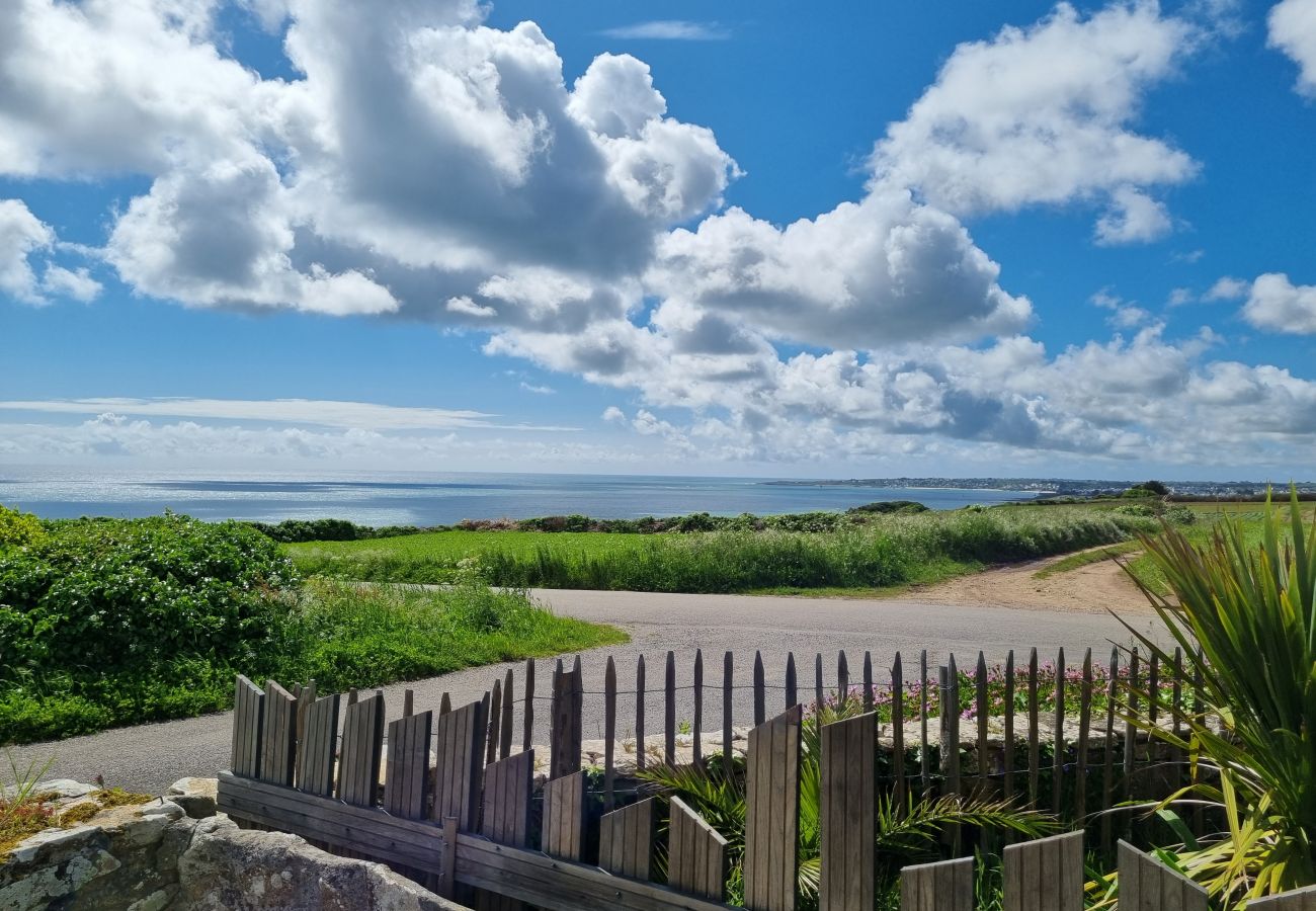Maison à Plouhinec - 481-Maison du pêcheur, vue mer 180°, Proche plages. 