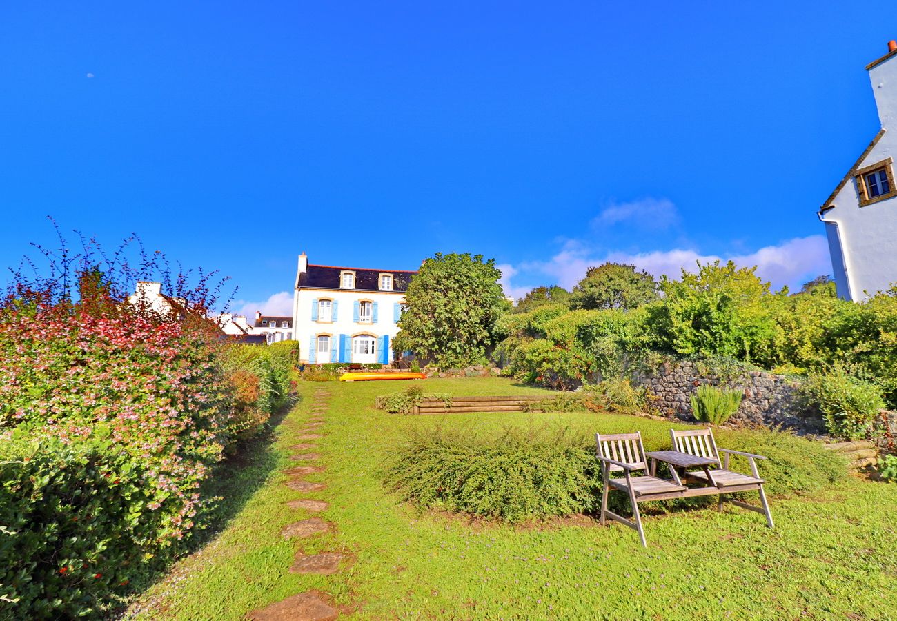 Villa à Audierne - 687-Villa Kerguélen, vue mer, à 100m de la plage