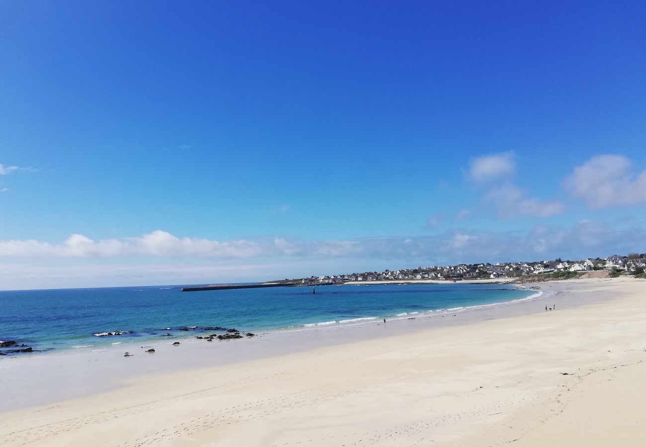 Villa à Audierne - 687-Villa Kerguélen, vue mer, à 100m de la plage