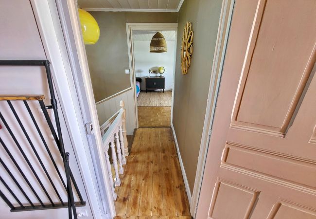 Maison à Audierne - 726-Maison bretonne, centre-ville et plages à pied Maison à Audierne - 726-Maison bretonne, centre-ville et plages à pied